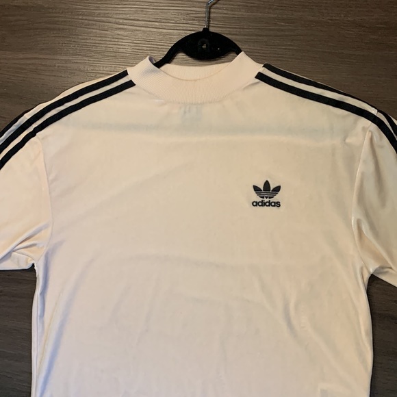 Velvet feels good - Picture 3 of 3